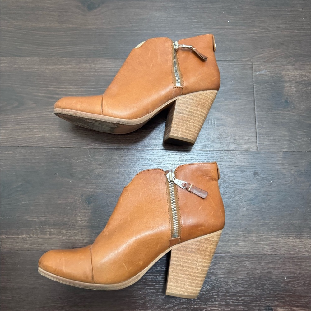 Size 37 1/2 Rag & Bone Brown Leather Ankle Booties